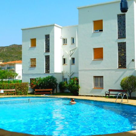 Gmid Immo Apartamento Mas Oliva Roses Bagian luar foto