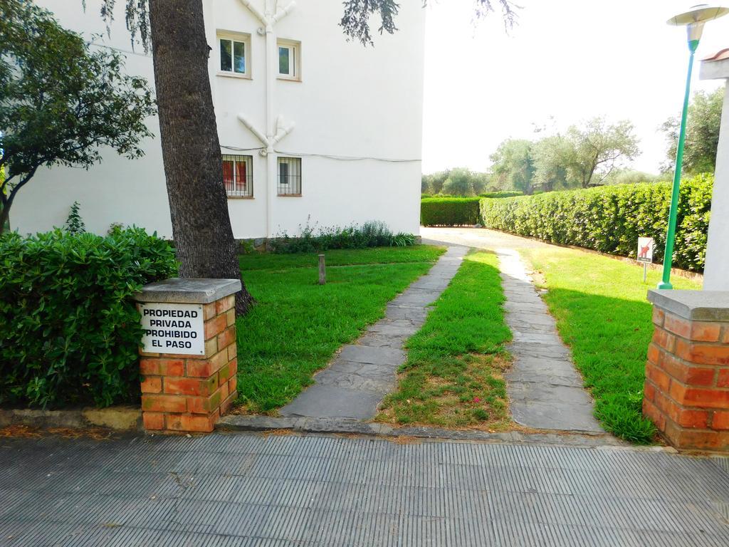 Gmid Immo Apartamento Mas Oliva Roses Bagian luar foto
